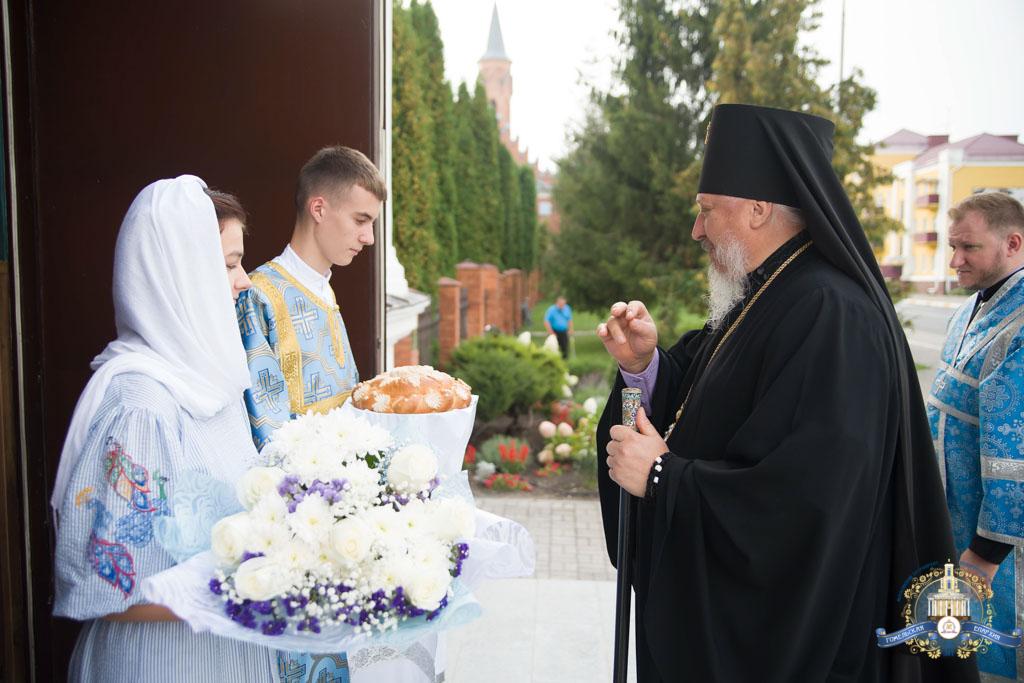 Божественная Литургия в Успенском соборе г.Речицы